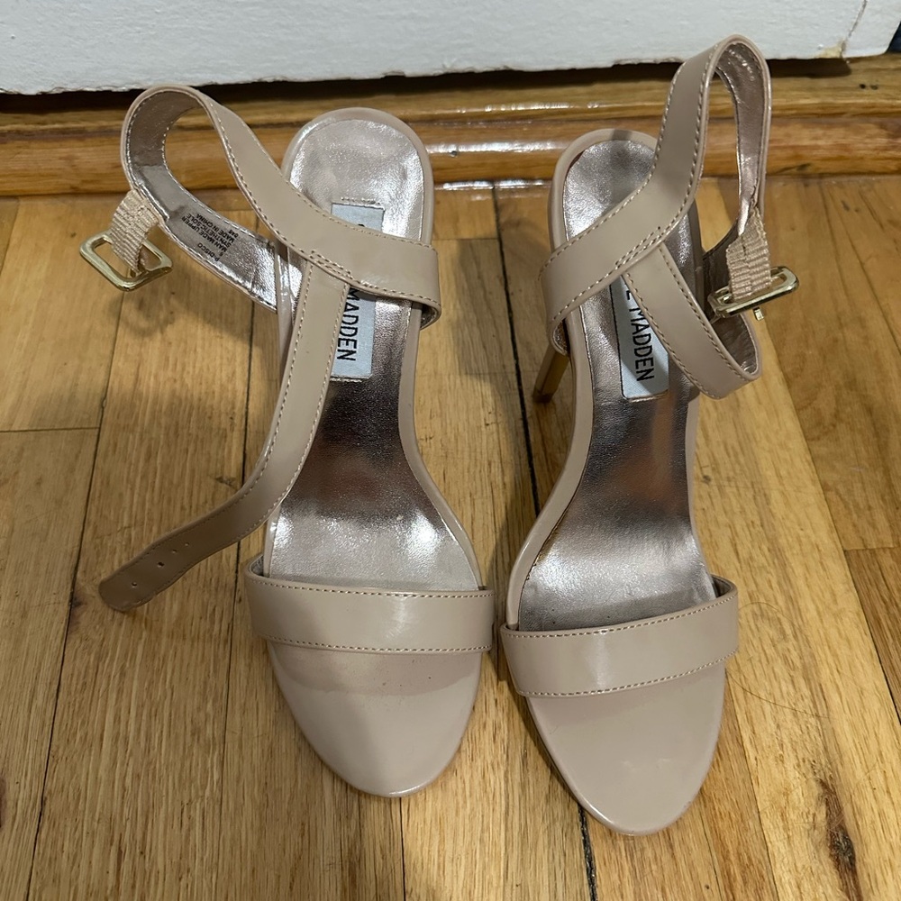 Brand new Sandals
